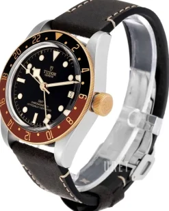 Black Bay GMT Svart/Läder Ø41 mm