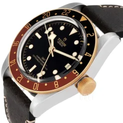 Black Bay GMT Svart/Läder Ø41 mm