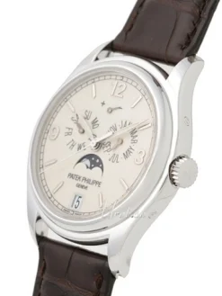 Complicated Annual Calender Vit/Läder Ø39 mm