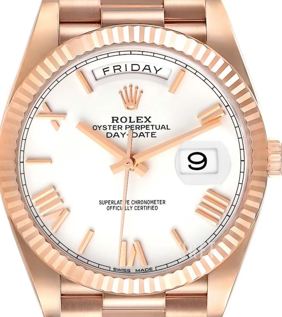 Day-Date 40 Vit/18 karat roséguld Ø40 mm