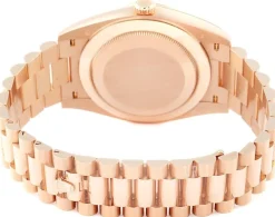 Day-Date 40 Vit/18 karat roséguld Ø40 mm